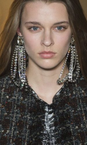 maxibrinco de strass, acessório, tendência, moda, maxi crystal earring, trend, fashion